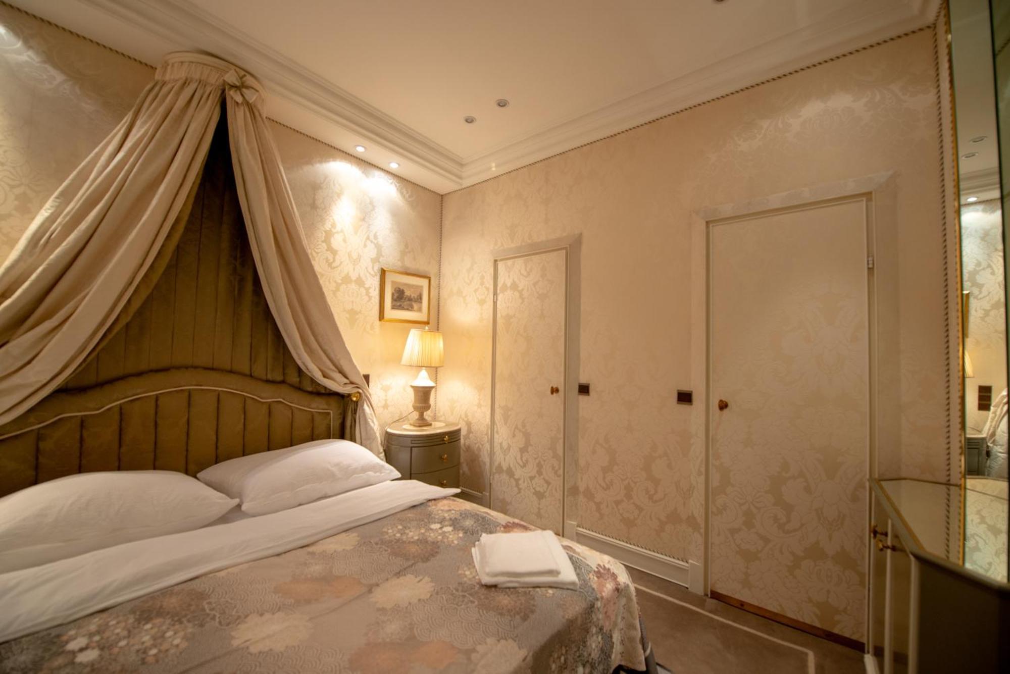 Zum Blauen Karpfen Apartment Vienna Luaran gambar