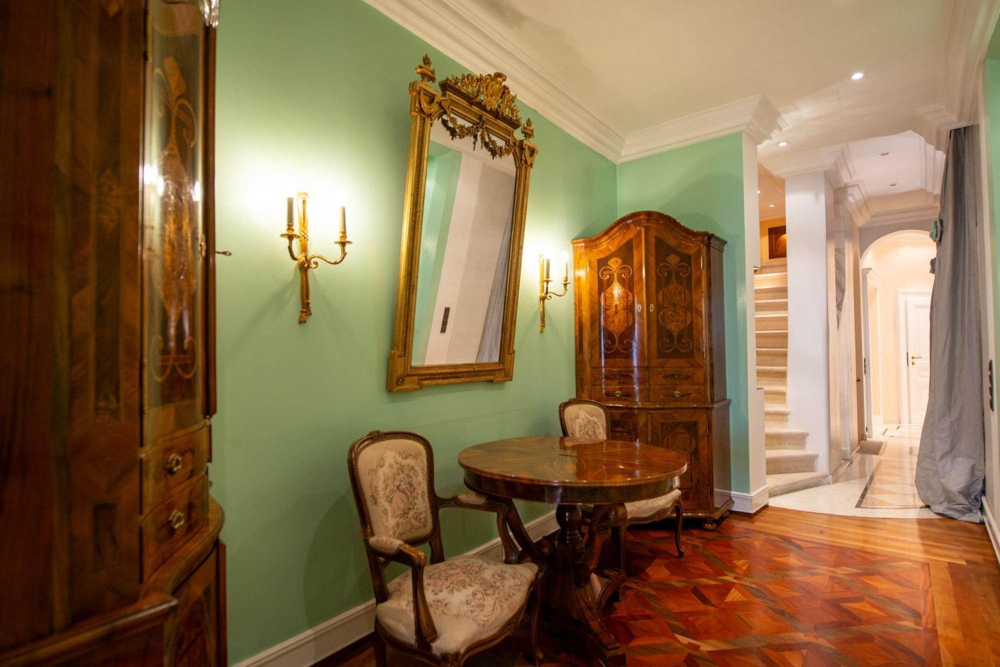 Zum Blauen Karpfen Apartment Vienna Luaran gambar